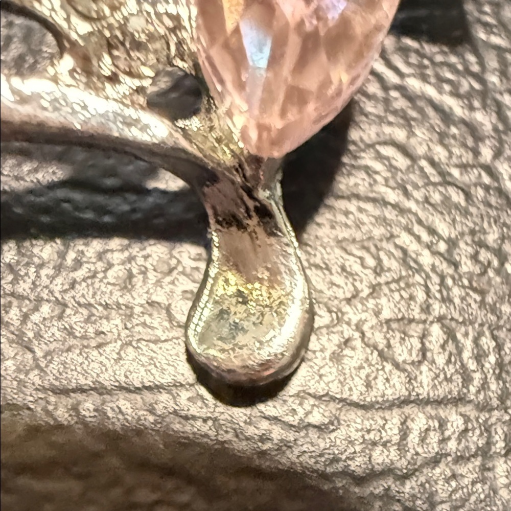 Sparkling Silver and Pink Leaf Brooch heart shaped - Picture 6 of 9